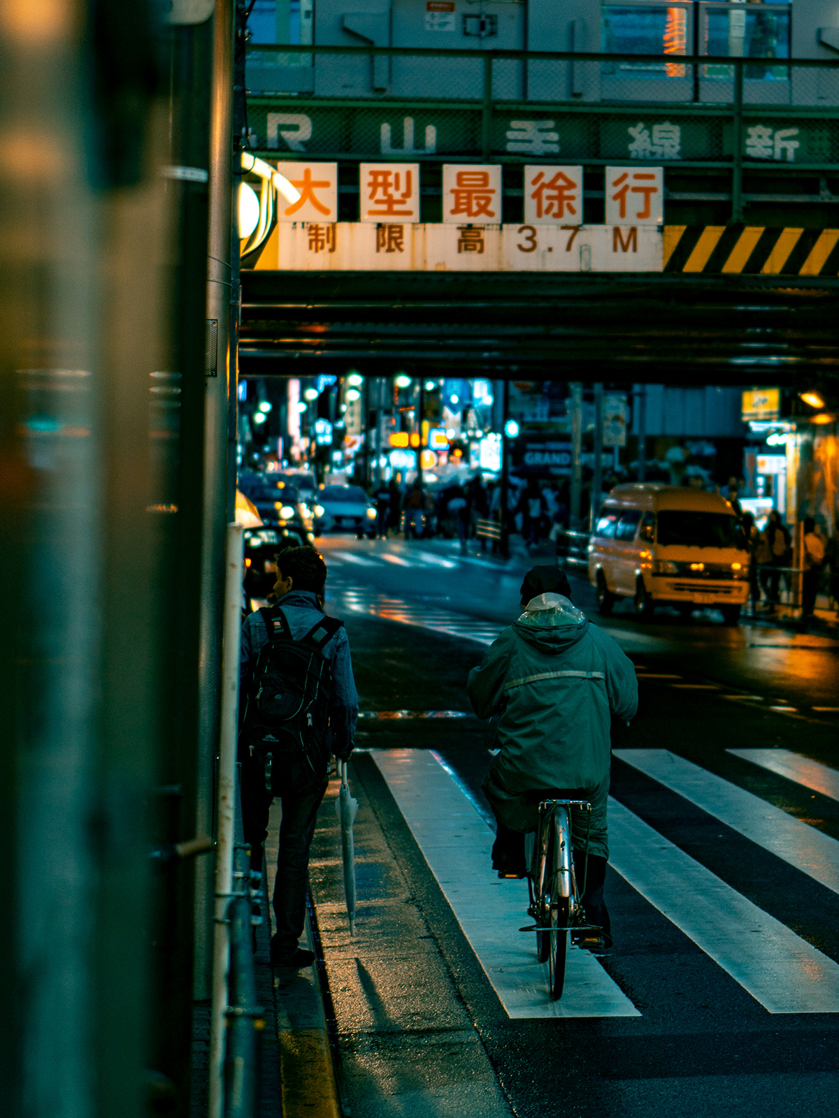 Cyberpunk Shinjuku japan street photography Low light Photography urban photography
