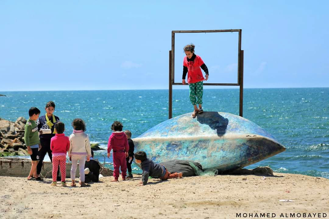 beach children gaza palestine