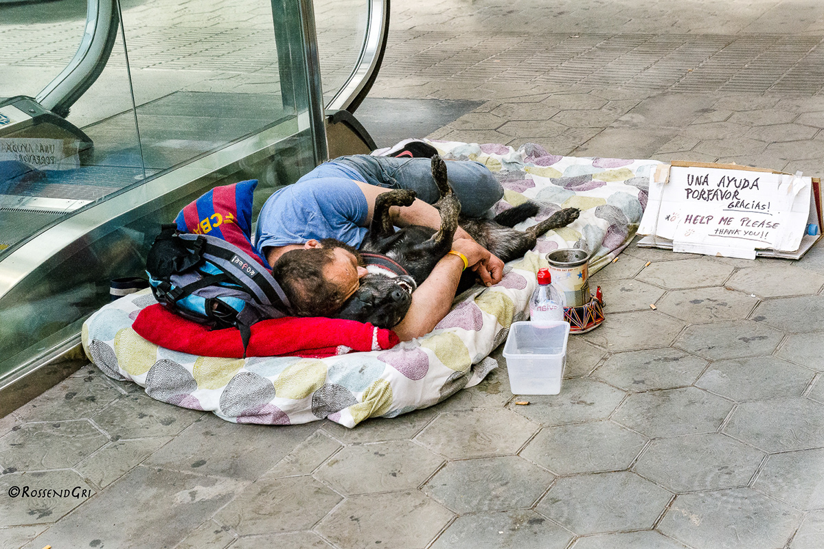 Street people homelessness sintecho sensesostre barcelona catalonia