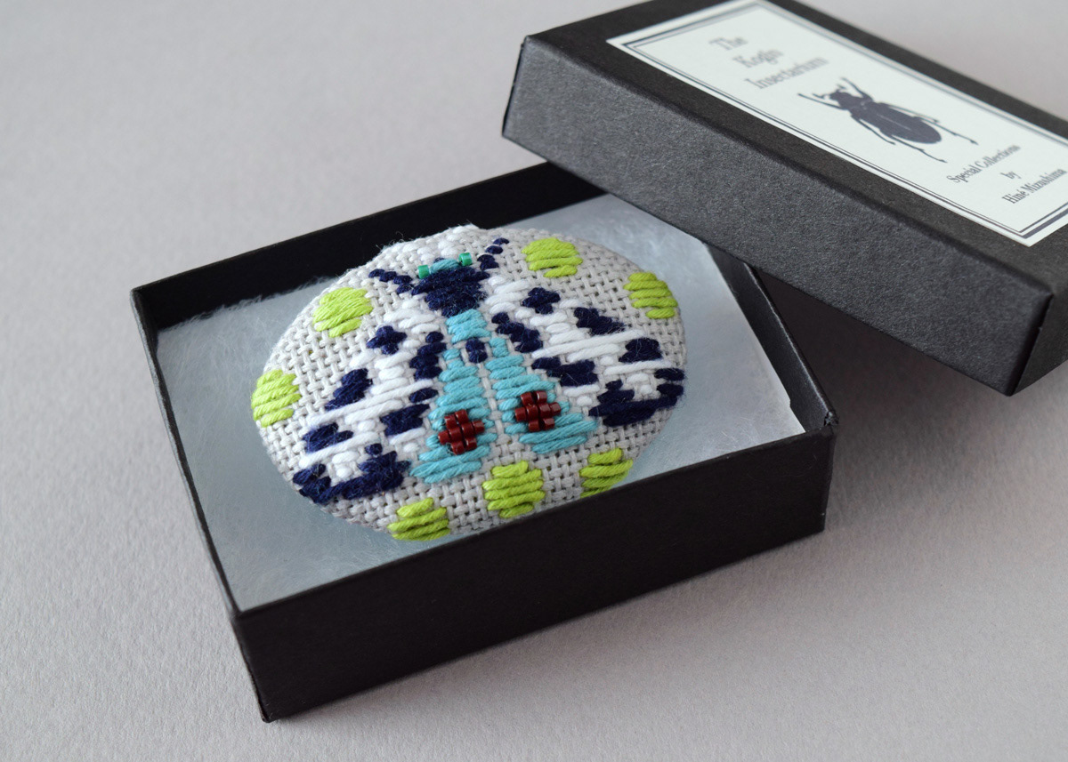 Embroidery Kogin hine mizushima brooch insect craft handmade fibre art 水島ひね 刺繍ブローチ