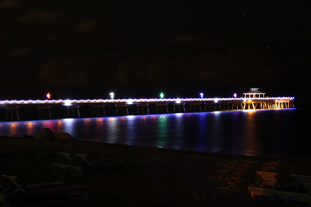 night photography Canon 5Dmark iii holiday lights coastal holidays beach