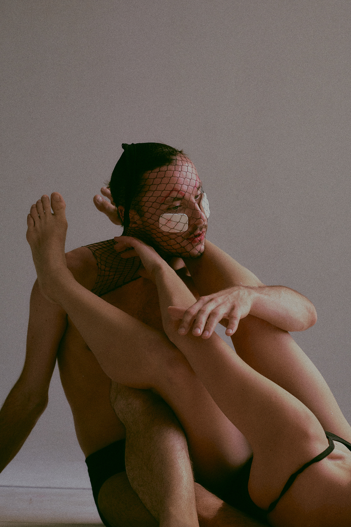 DANCE   contemporary art trash aesthetic body bodyparts freak editorial movement