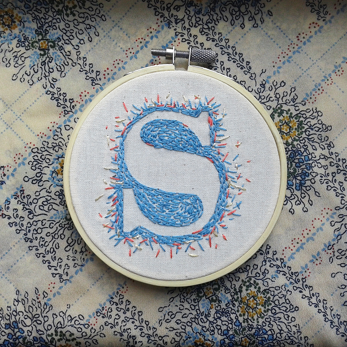 handmade Embroidery bordado feito a mão 36daysoftype tipografia typography  