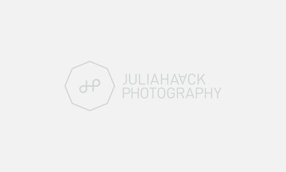minimal Sascha wohlgemuth schmieso digital clean simple modern julia haack photo logo Beautiful