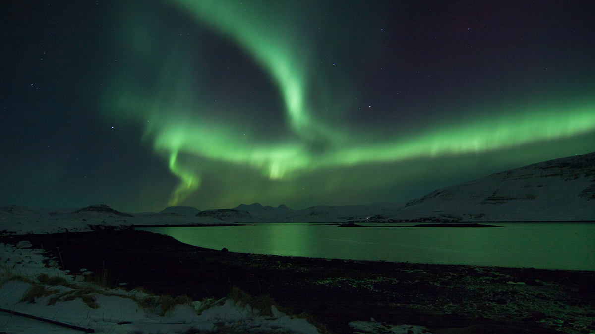 iceland blueju Northern Lights aurore boreales islande natural Nature phenomenon spectaculaire Landscape Nordðurljós Island Aurora Borealis