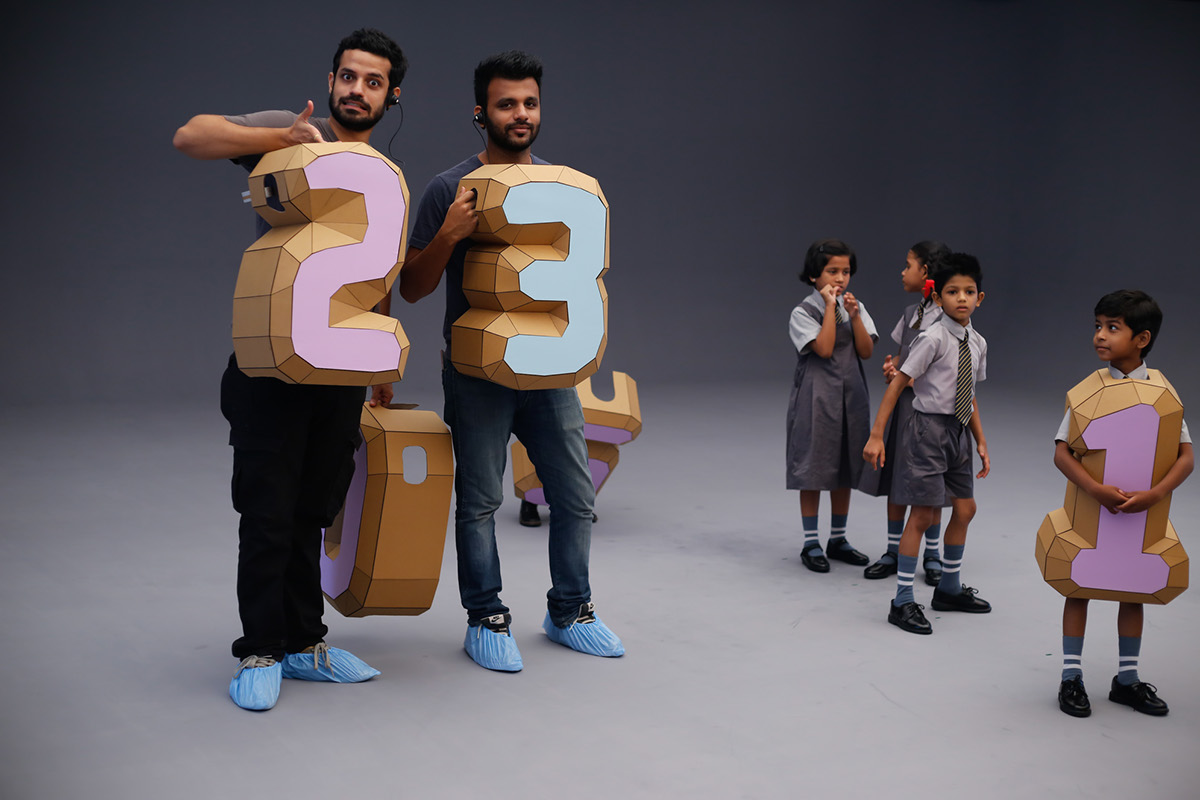 bandhan bank hungry films India MUMBAI cardboard numbers costumes Rooster kids crow Cricket papercraft