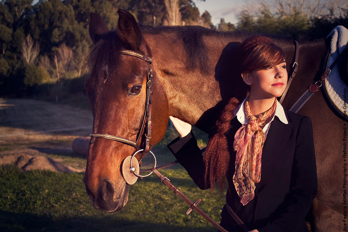 horses heirdresser make-up girls outdoors freedom artaffair
