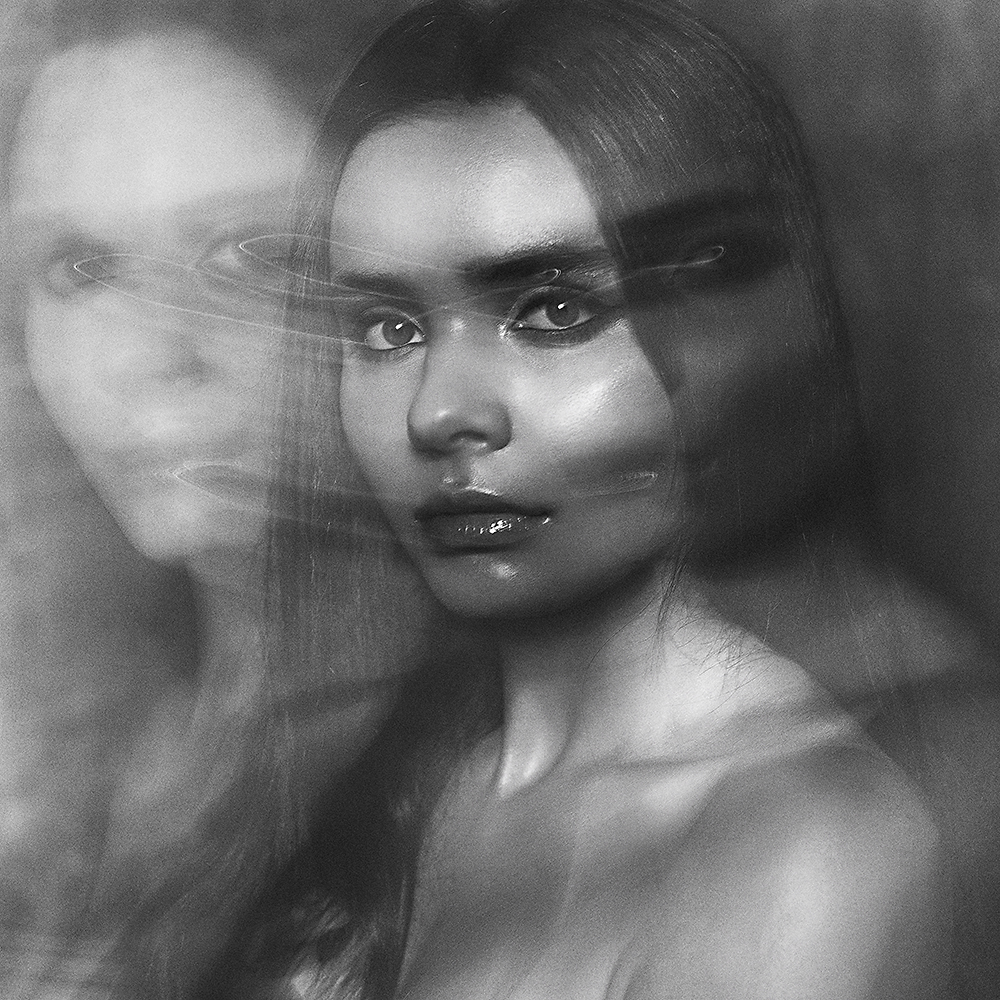 portrait photoshoot bw black and white blur long exposure
