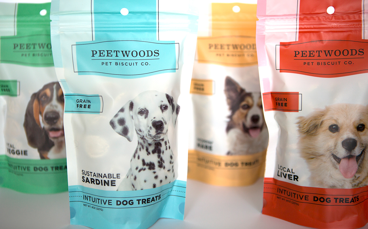 Dog Treat peetwoods Logo Design dog