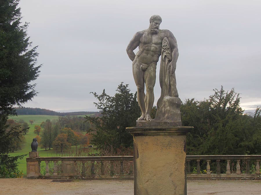 Chatsworth House exterior views interiors marble lion statues