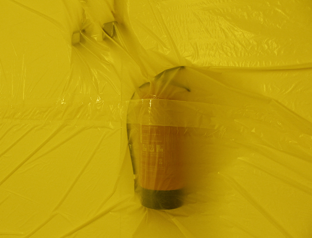 installation ephemeral air inflatable yellow Cerveira canal 180 Creative camp Tree 