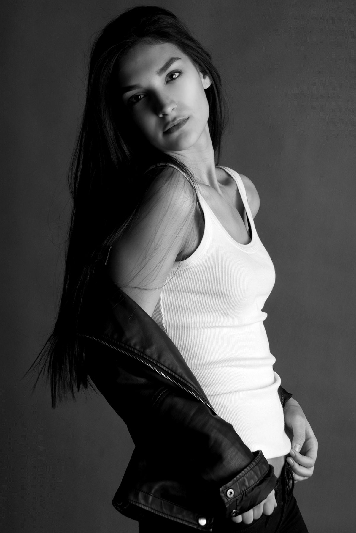 model models girls girl black and white black White grey bad Ivet Fashion test