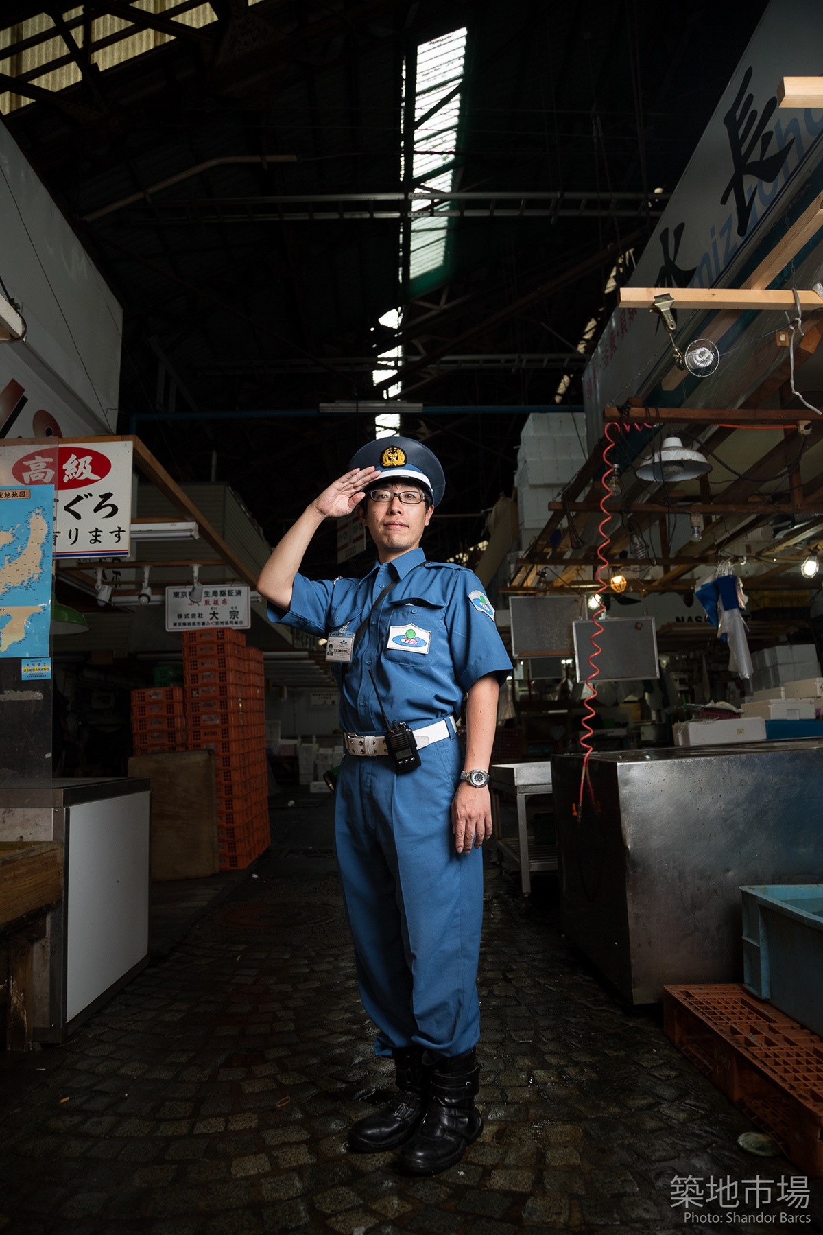 people fishmarket fish market Workers japanese portrait tsukiji tokyo japan Mexican photographer wide angle wideangle