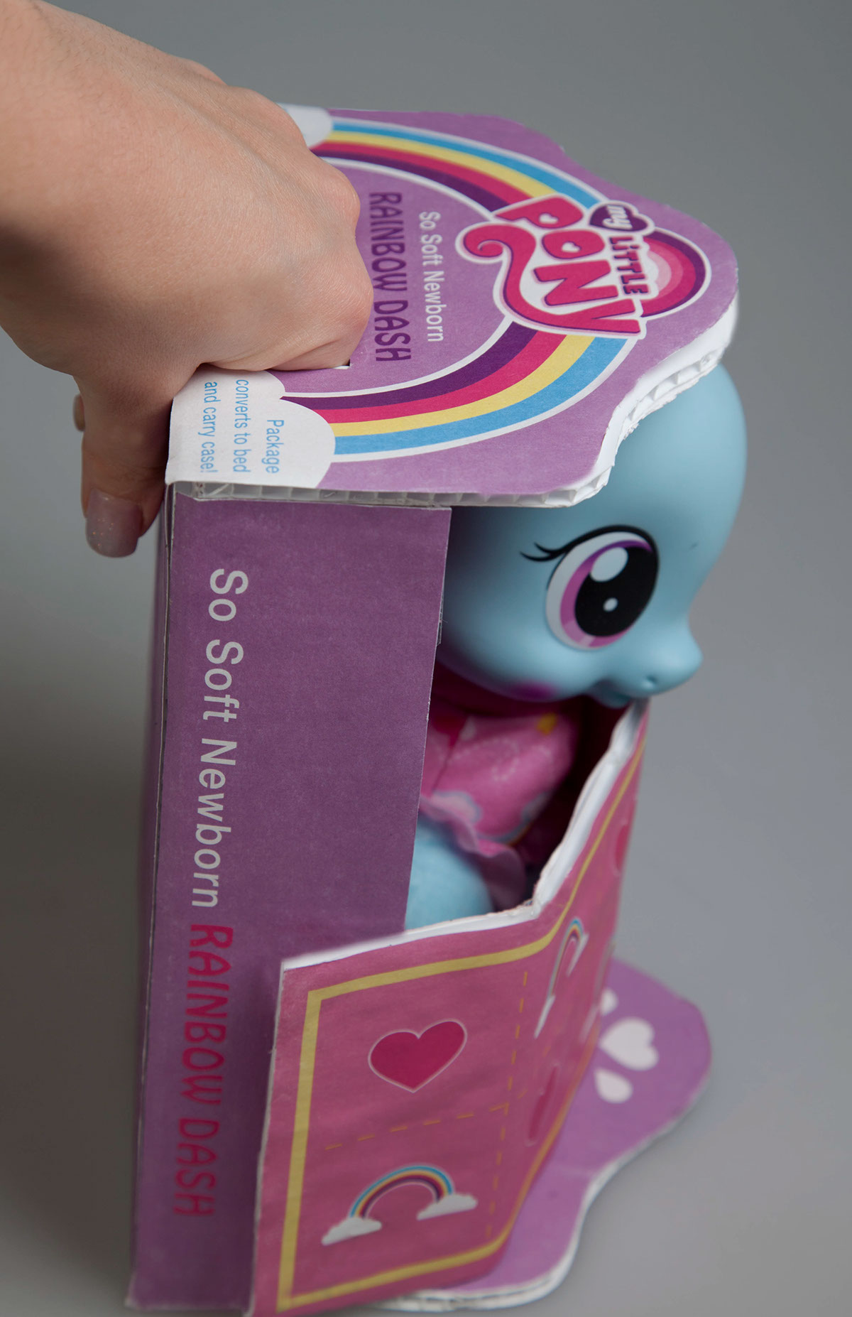 Hasbro redesign my little pony graphics rainbow bed time toy toy packaging Rainbowdash Functionality Elimination