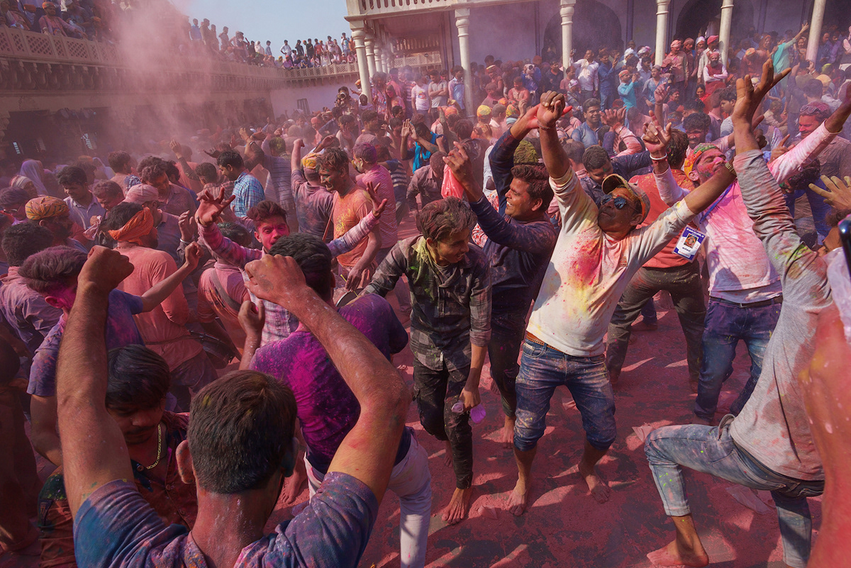 Adobe Portfolio colour festival holi India Travel krishna mathura Nandgaon temple