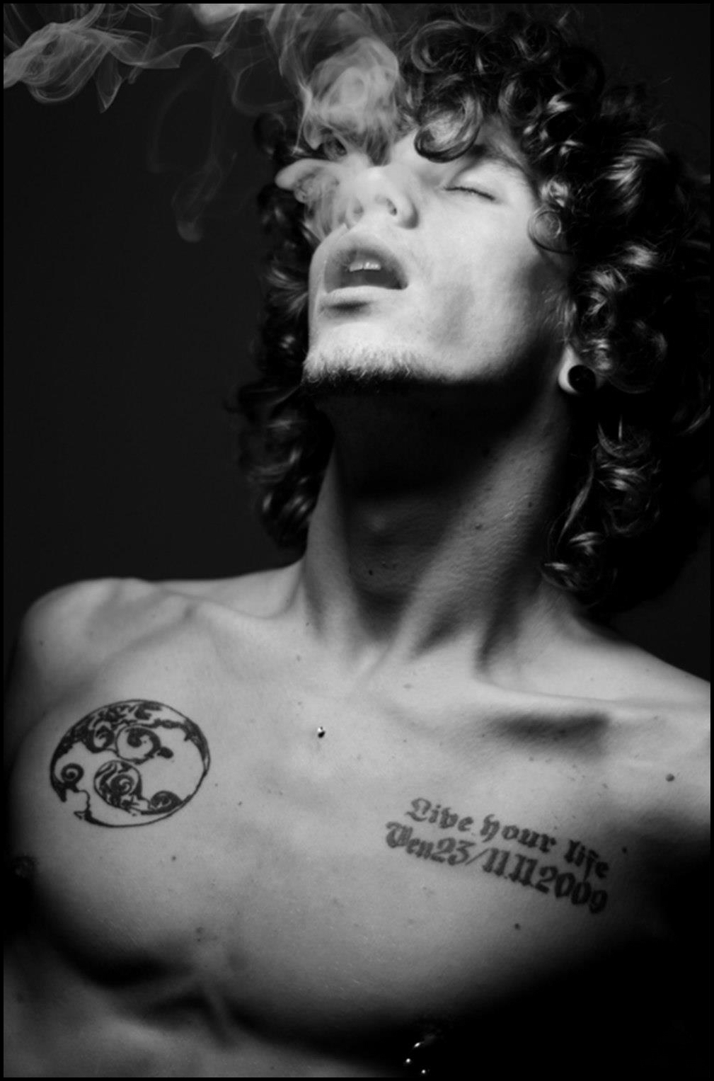 photo art male bodytemple model black White nude naked tatto handsome morisson hair