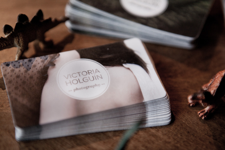 Victoria Holguin  logo Business Cards