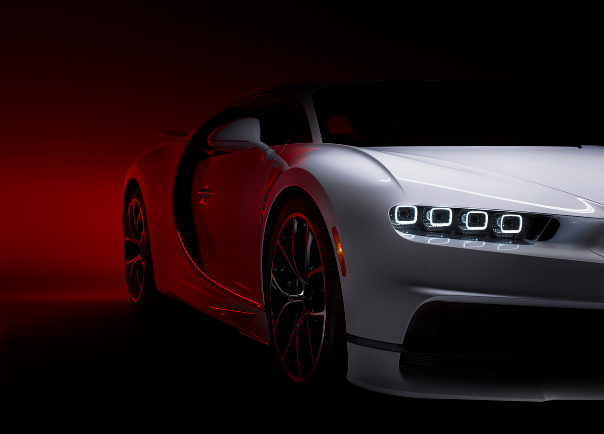 automotive   beauty Bugatti Chiron car dark mood postproduction retouch Ruben Alvarez studio