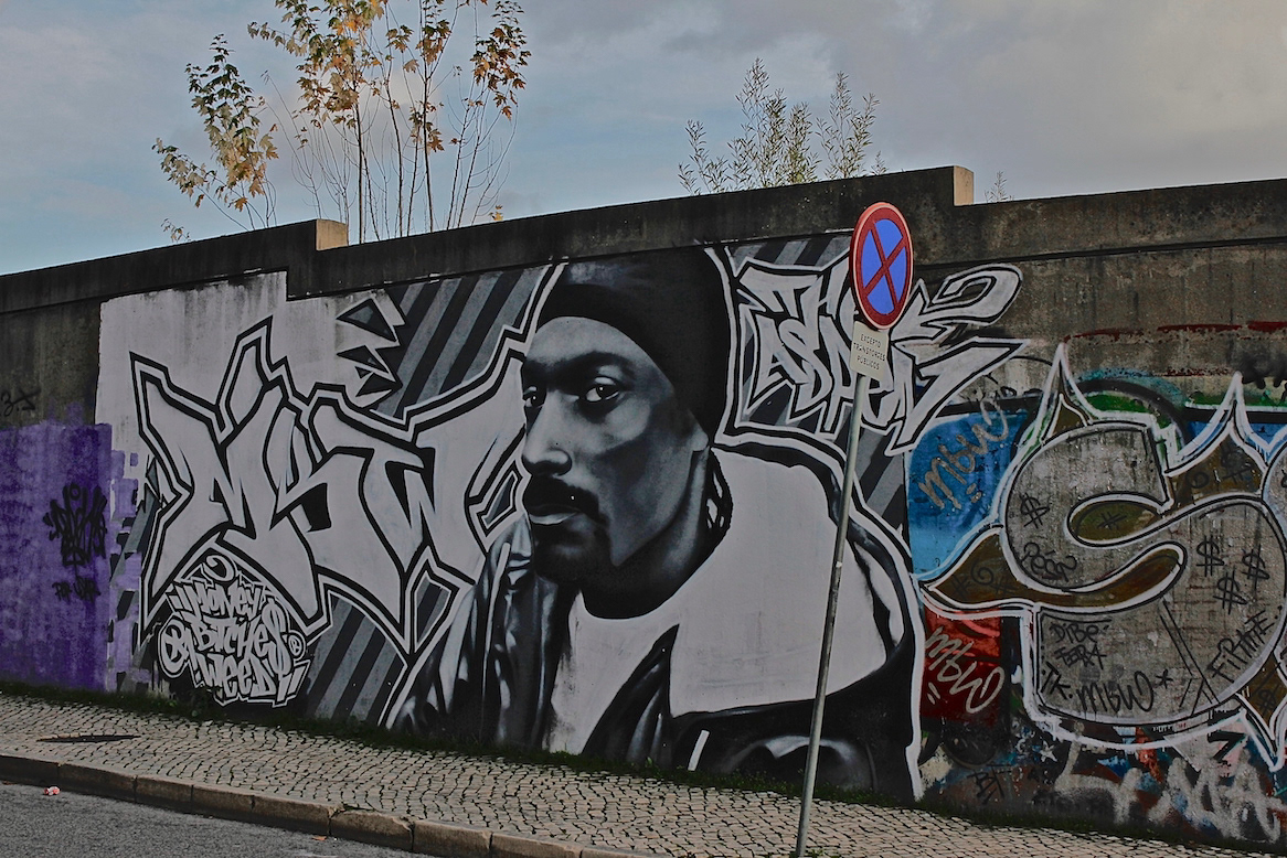 Portugal Lisbon Brazil Graffiti Street Art  A/Z flaneur Kilroy Rosalind Krauss warhol