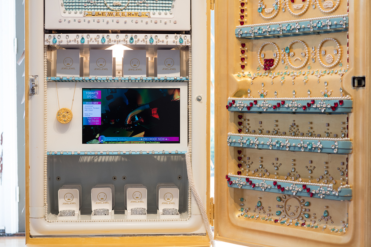 installation wearables wearable tech jewelry sculpture risd fridge Gender women