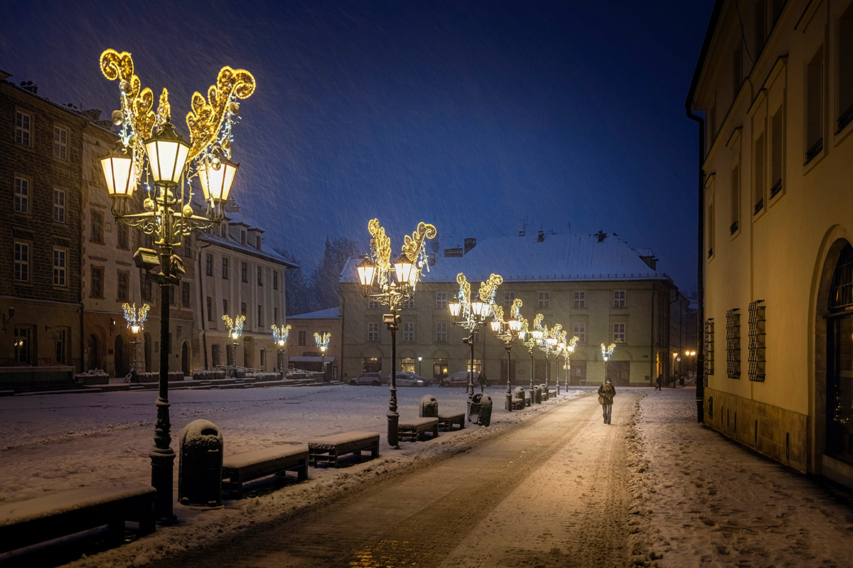 city krakow people poland polska resident snow winter zima