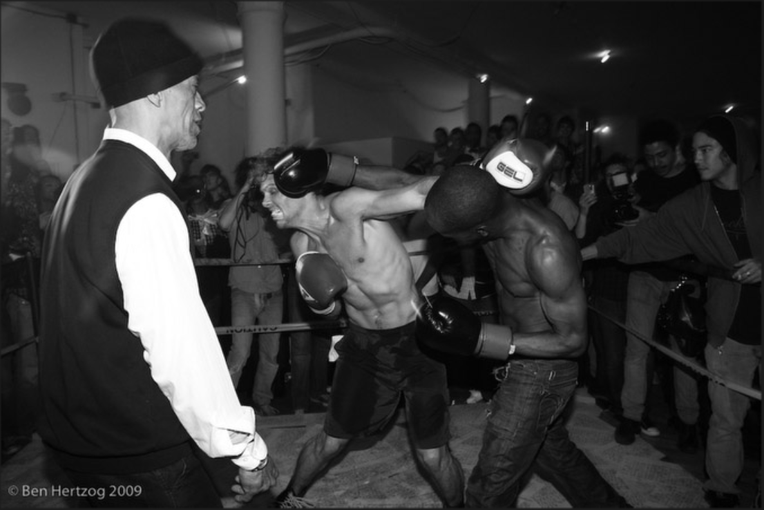 Boxing new york scene throwdown ben hertzog בן הרצוג b&w black & white