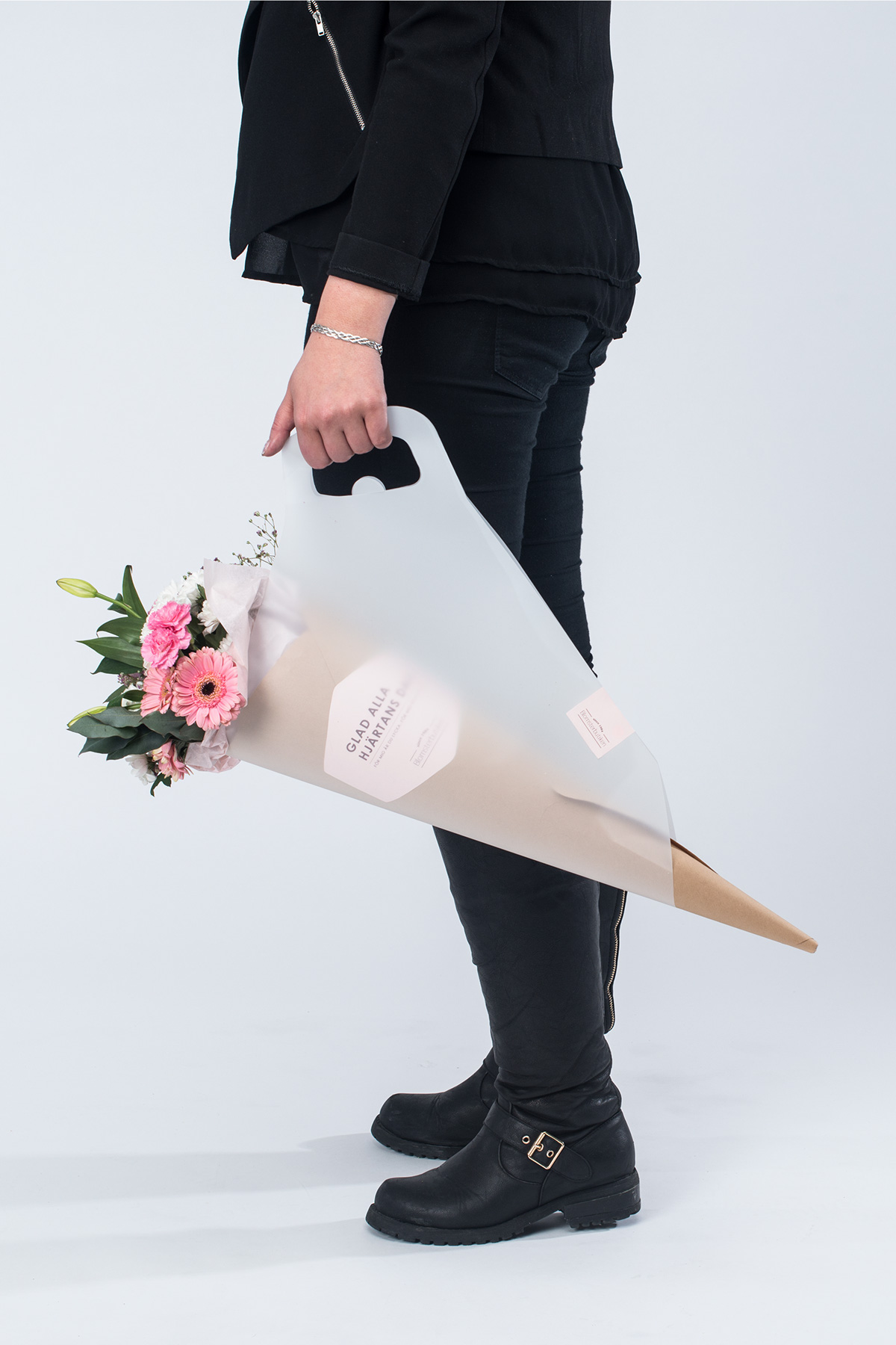 Adobe Portfolio flower Flower packaging swedbag brobygrafiska bouquete bag