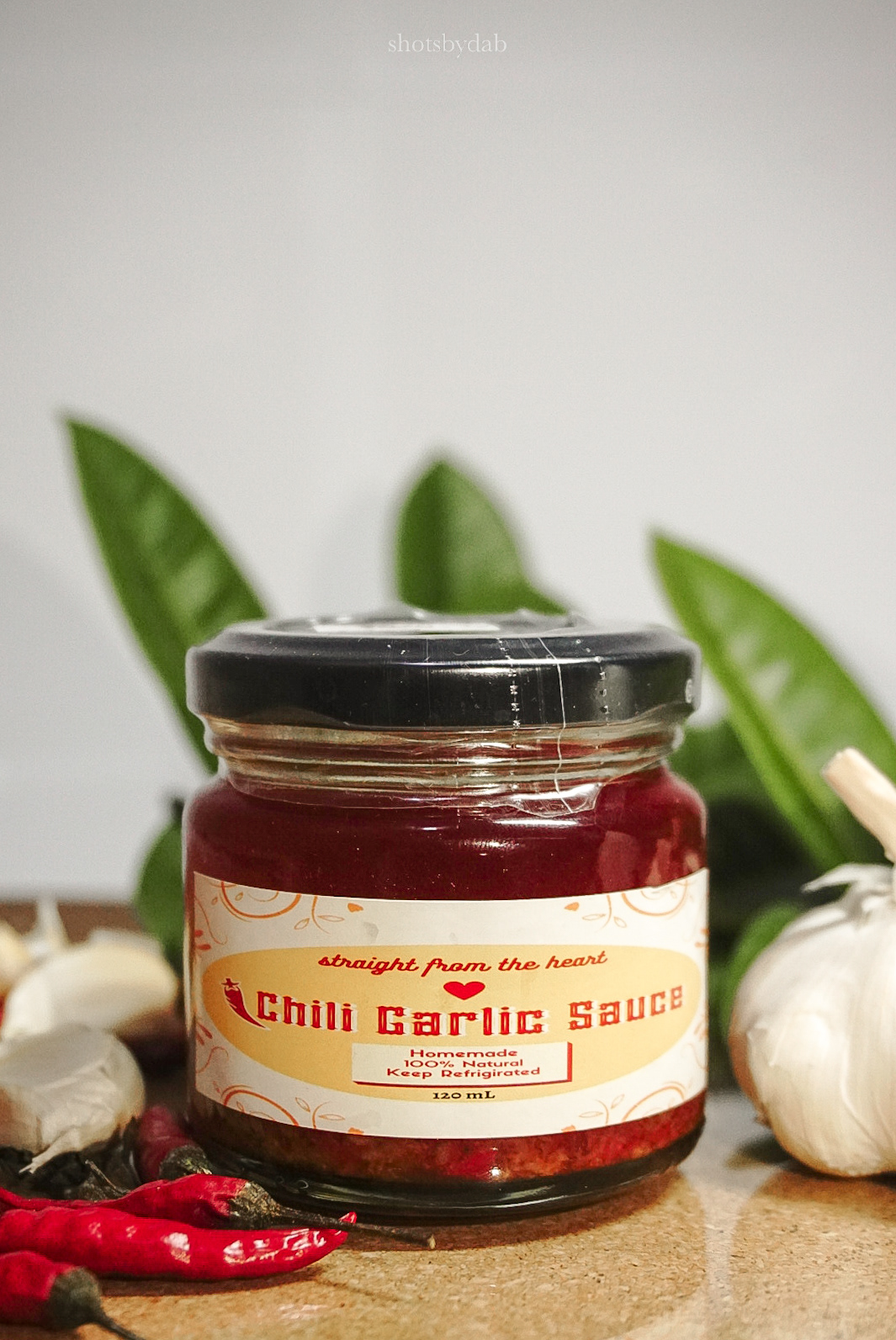 chili Garlic newbie   oil Product Photography