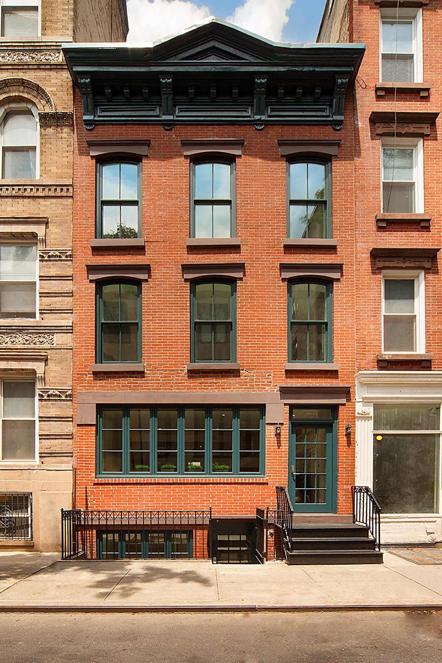 Townhouse renovation Manhattan nyc new york city West Village high-end luxury single family home design interiors