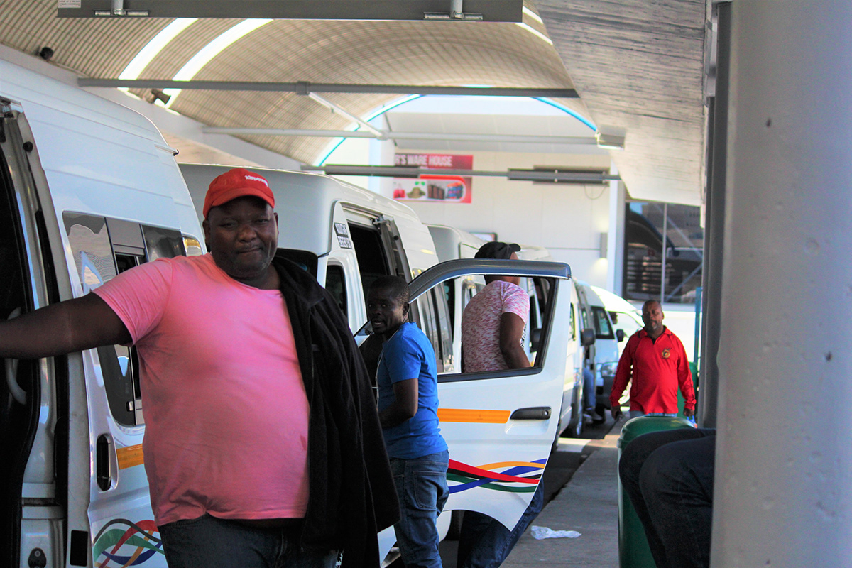 Photo Essay cape town Transport south africa Democratic Alliance railway taxi rank Photo journalism Photography 