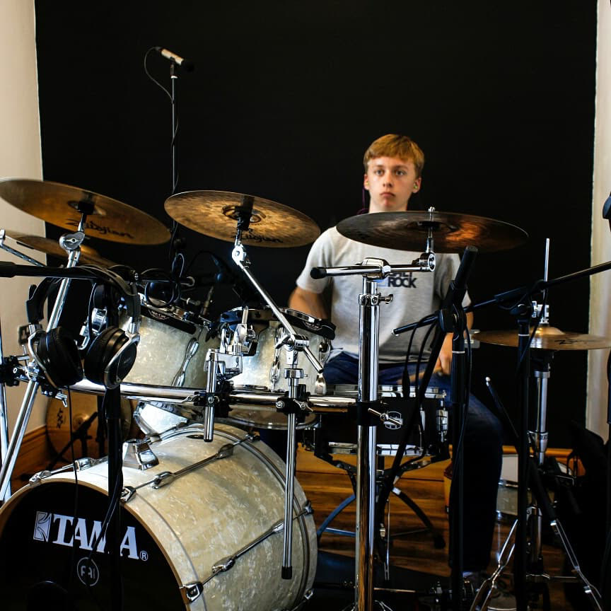 Recording studio recording session british band  zildjian