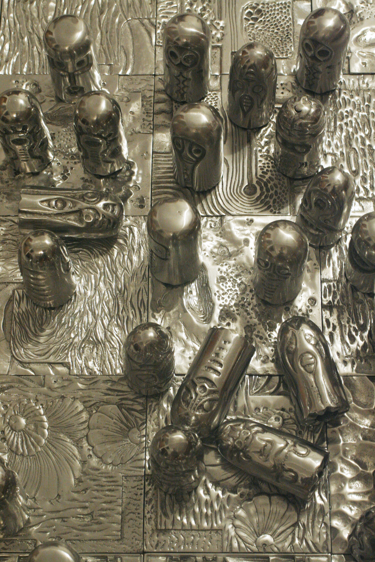 aluminium cast sculpture Miniature Character arts futuristic Bullet metal metallic silver bronze toy