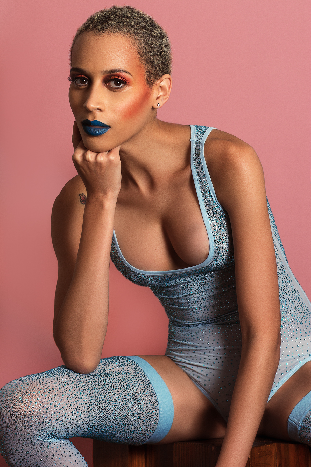 Amazing Isis King for Ellements magazine, March 2017. 