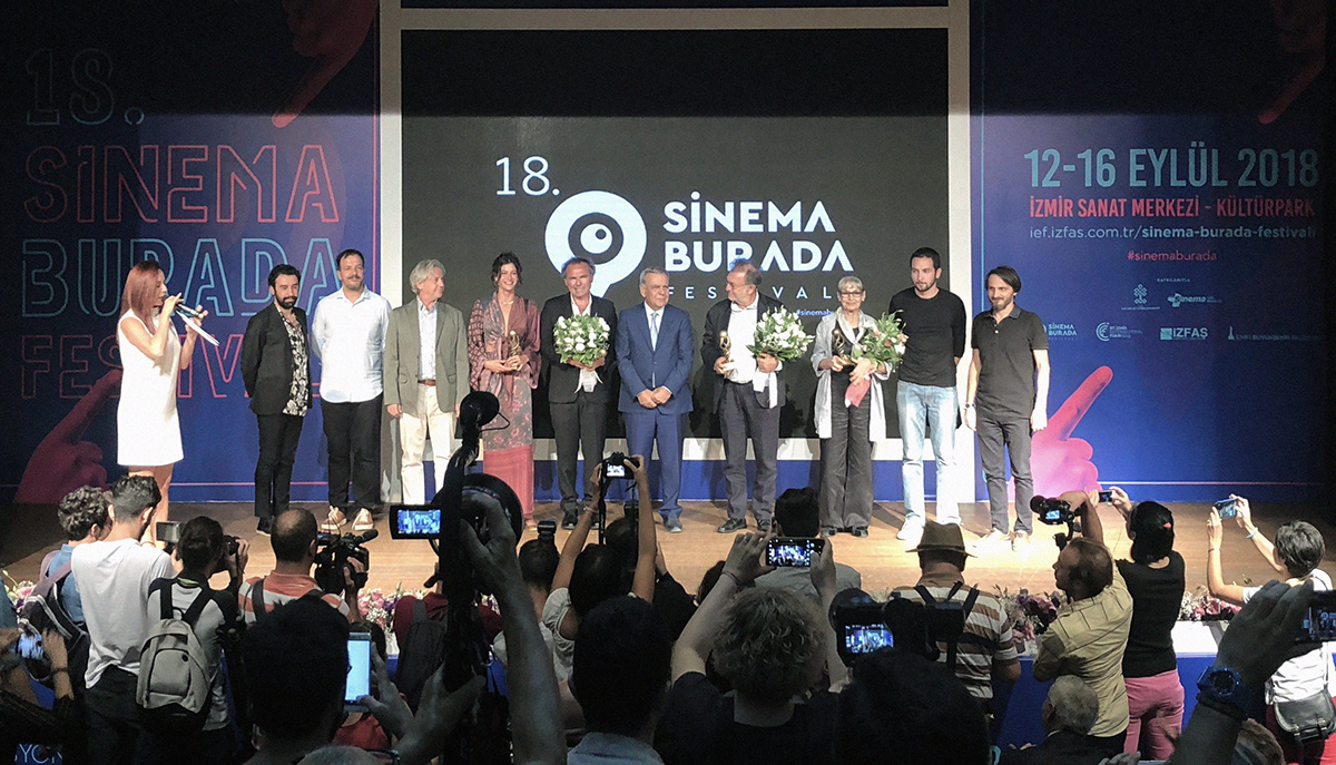 Cinema festival poster typography   graphic design  Sinema burada branding  Cinema festival İzmir Enternasyonal Fuarı izmir