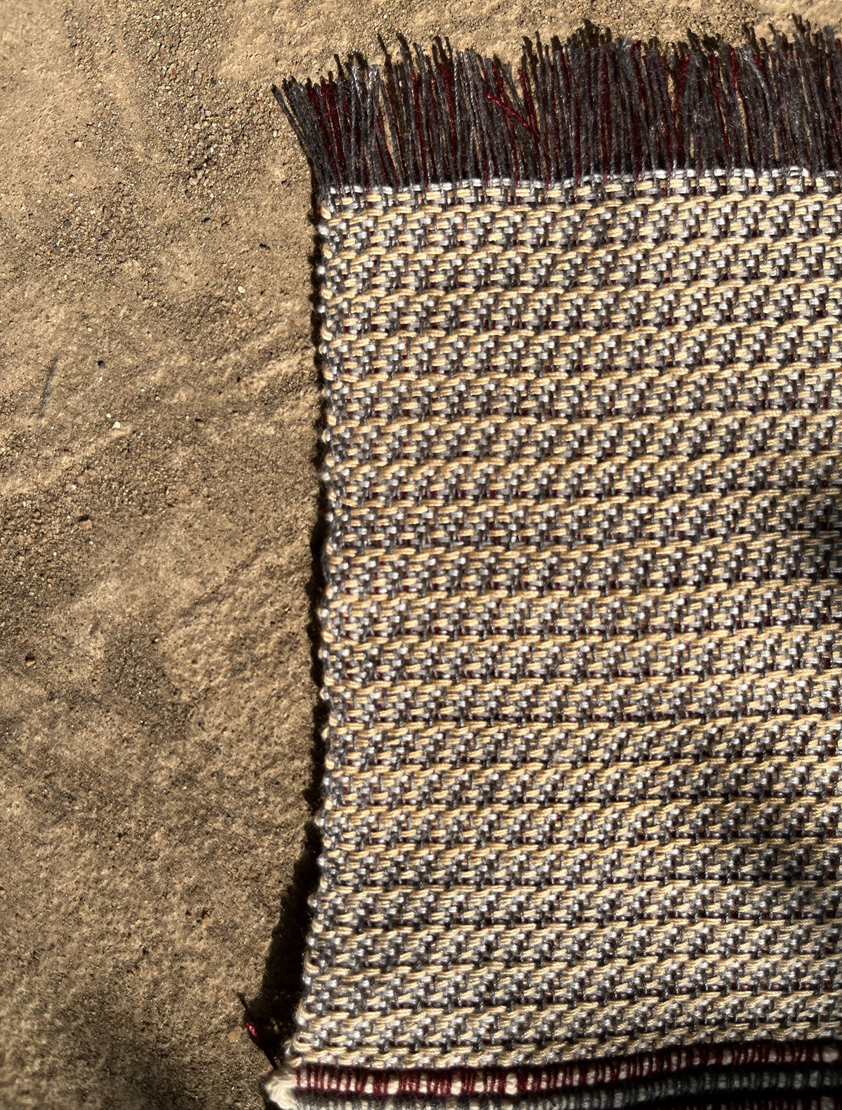 knotting loop pile table loom tapestry textile design  Weave Design weaving