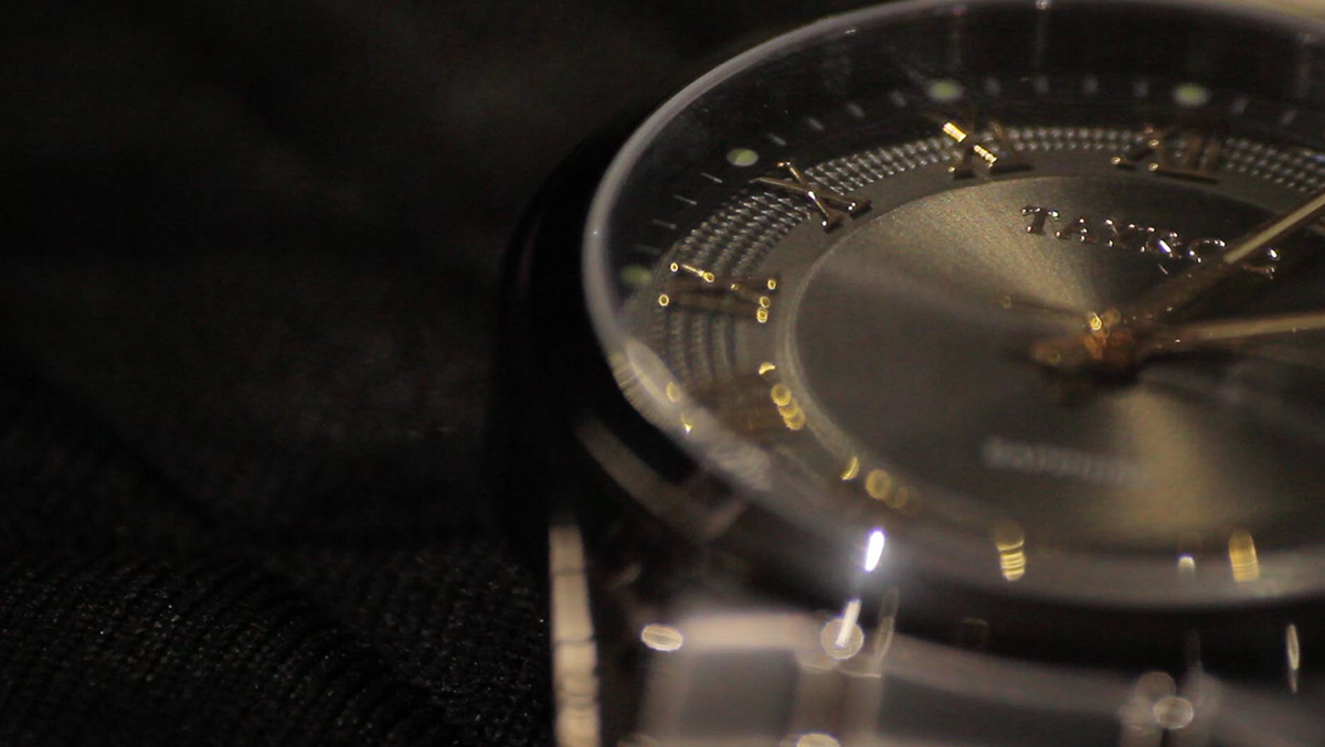 watch luxury gold colour tayroc smoke time clock