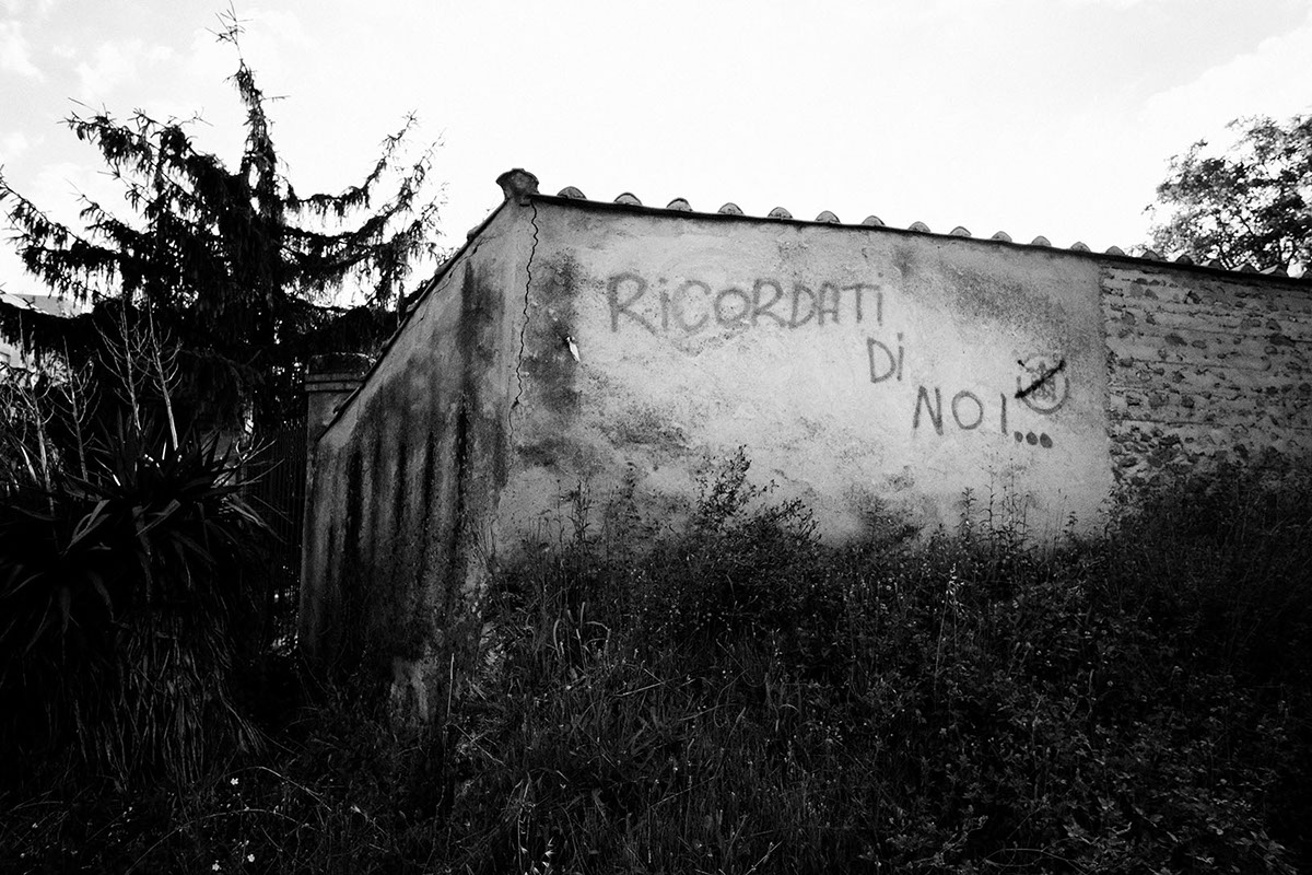 Italy pistoia Suburban sadplace suburbanneighborhood