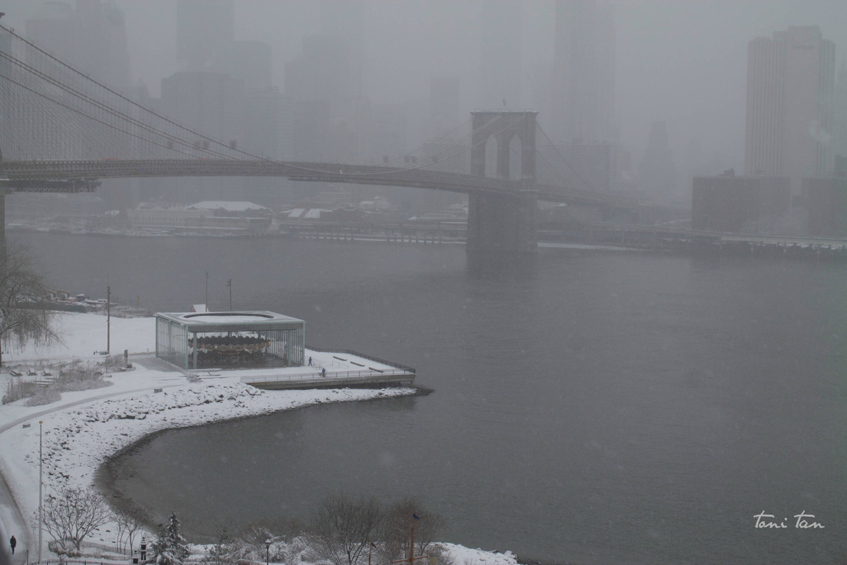 winter snow snowstorm Brooklyn New York new york city Dumbo Brooklyn Bridge