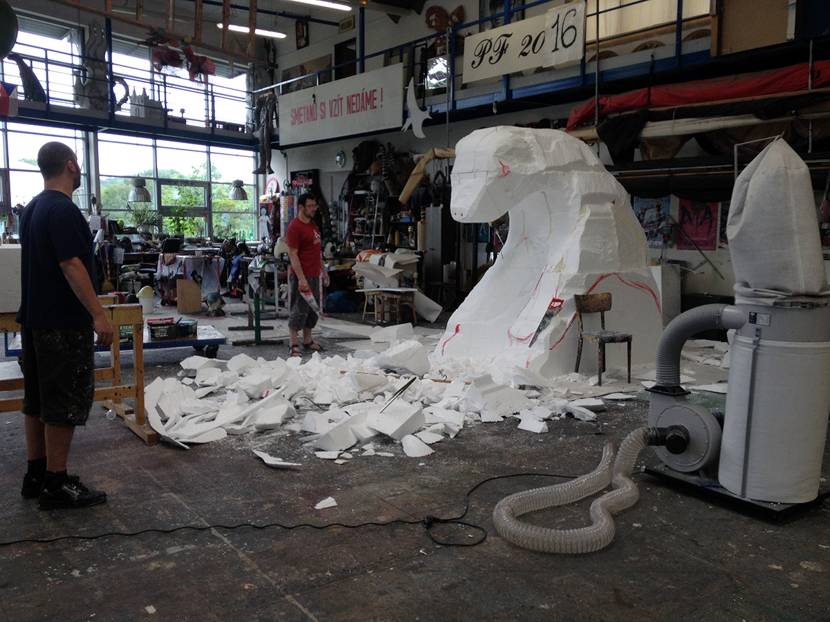 scenography STAGE DESIGN sculpture props decoration Styrofoam art theathre theathre design Sculpt