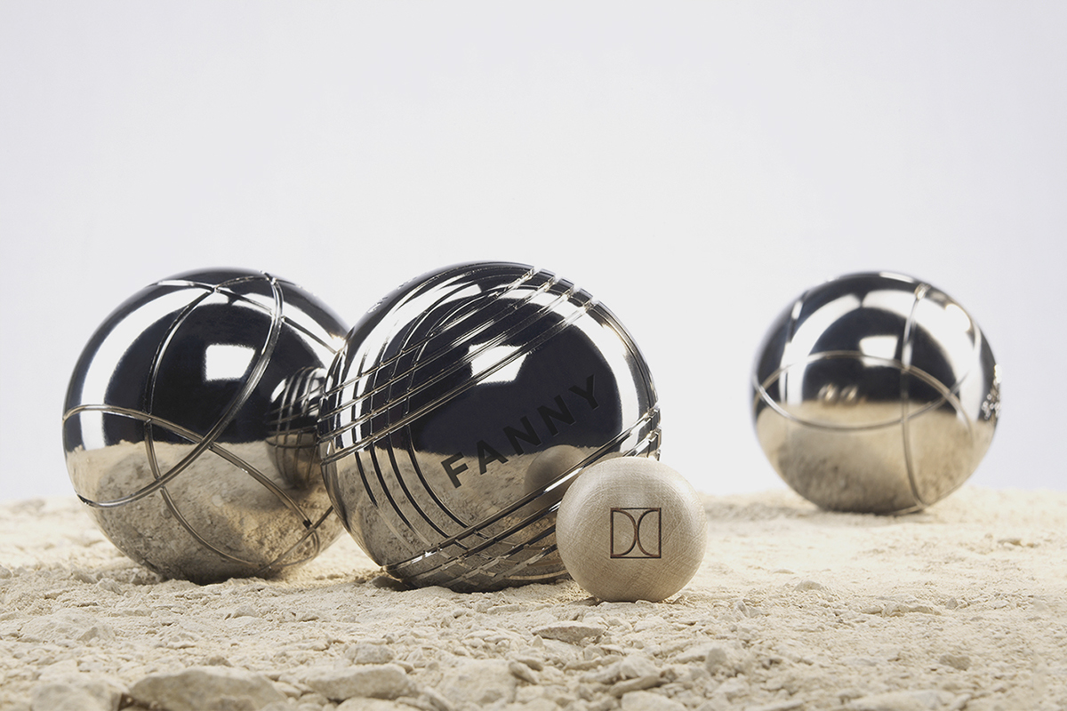 Petanque boules boite fanny bois engraved +packaging design balls