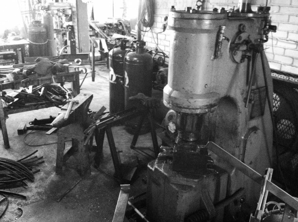 Blacksmith anvil forge