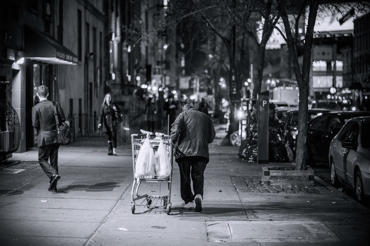 New York street photography black and white people Work  walking life
