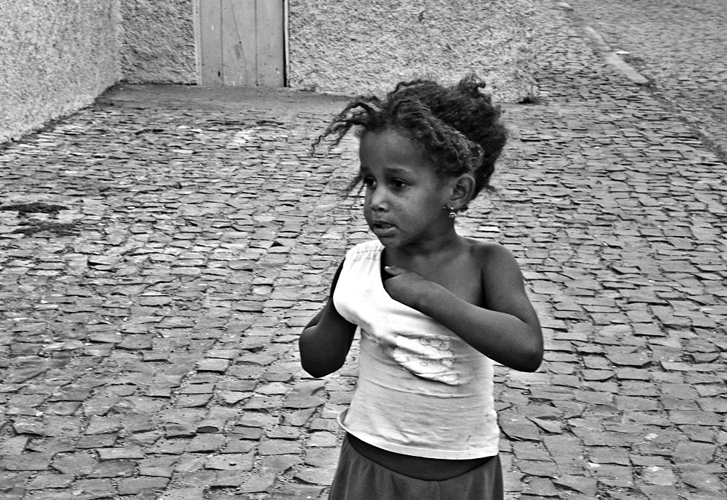 cabo verde black kids fishing fish Love children working Work  people africa black and white poor life musicians