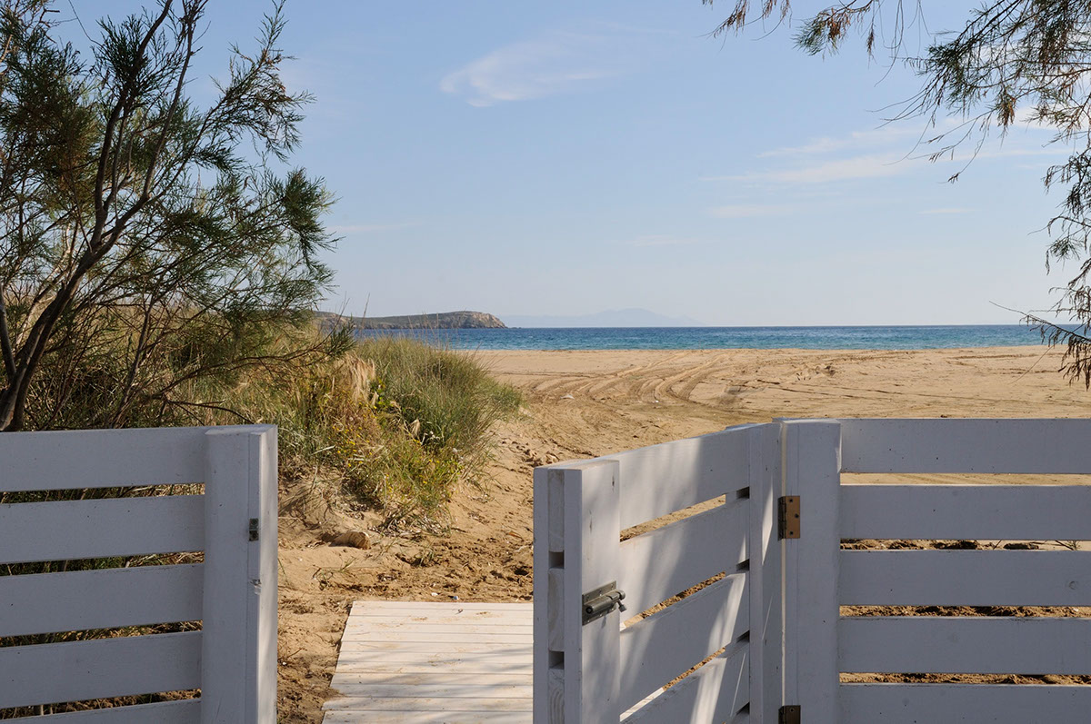 sunny side villa Golden Beach Paros