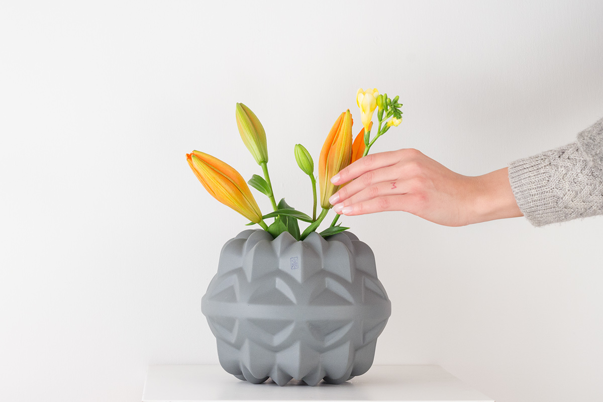 design ceramics  porcelain handmade Vase homedecor
