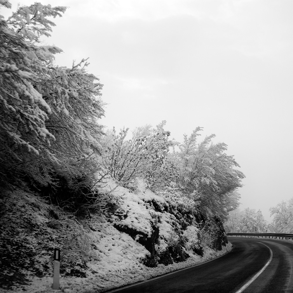 umbria italia Italy norcia Landscape paesaggio snow Neve road Nature