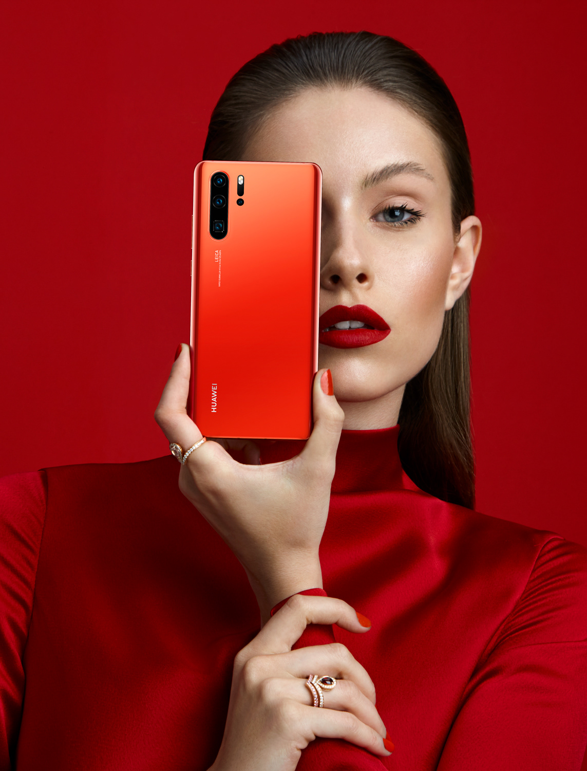 huawei advertisment high end retouch beauty retouch color skin phone editorial Leica