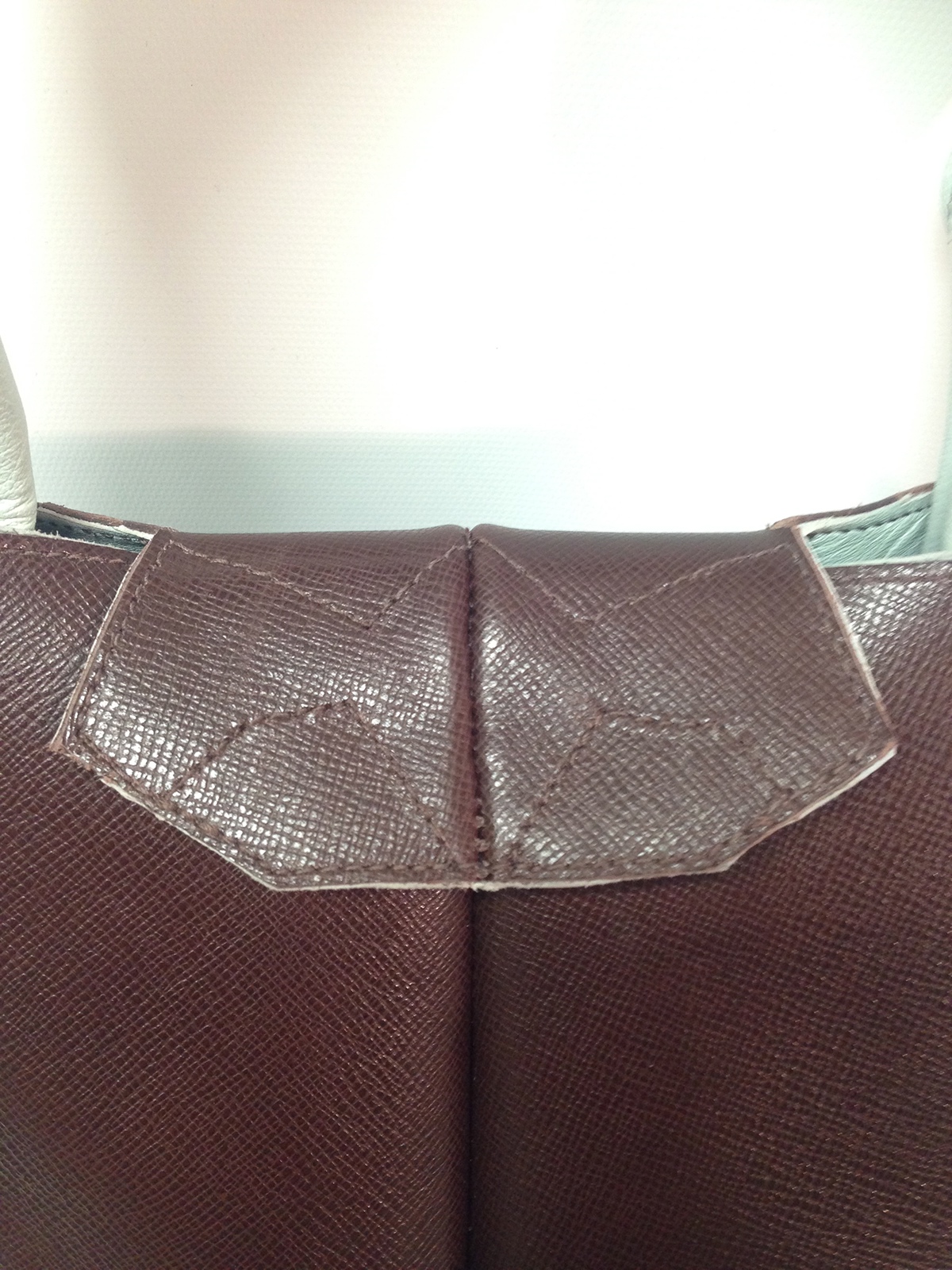 handbag bag purse leather handmade accessories accessorydesign design Geometrical Rigid lambskin saffiano
