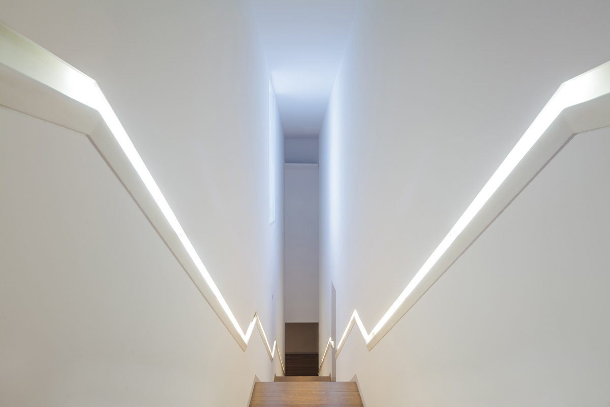 Madeira Portugal casa das mudas paulo david Alvar Aalto museum minimal clean White geometry geometric