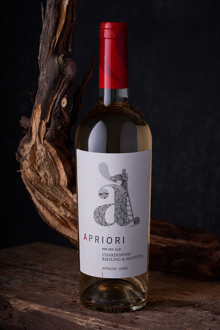 43oz apriori design studio graphic design  ILLUSTRATION  label design Moldova redesign wine label